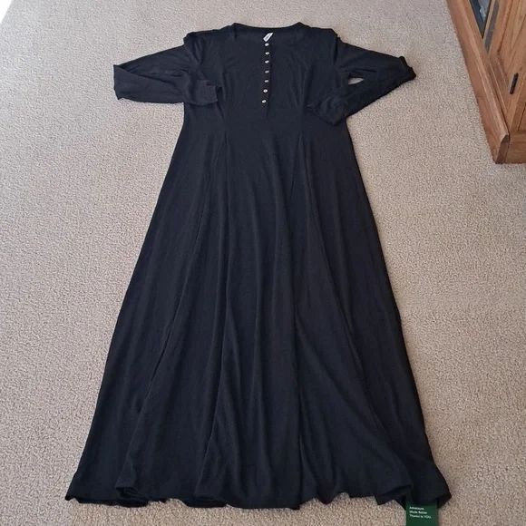 LARGE. HALARA HENLEY LONG SLEEVED MAXI DRESS - Picture 4 of 9